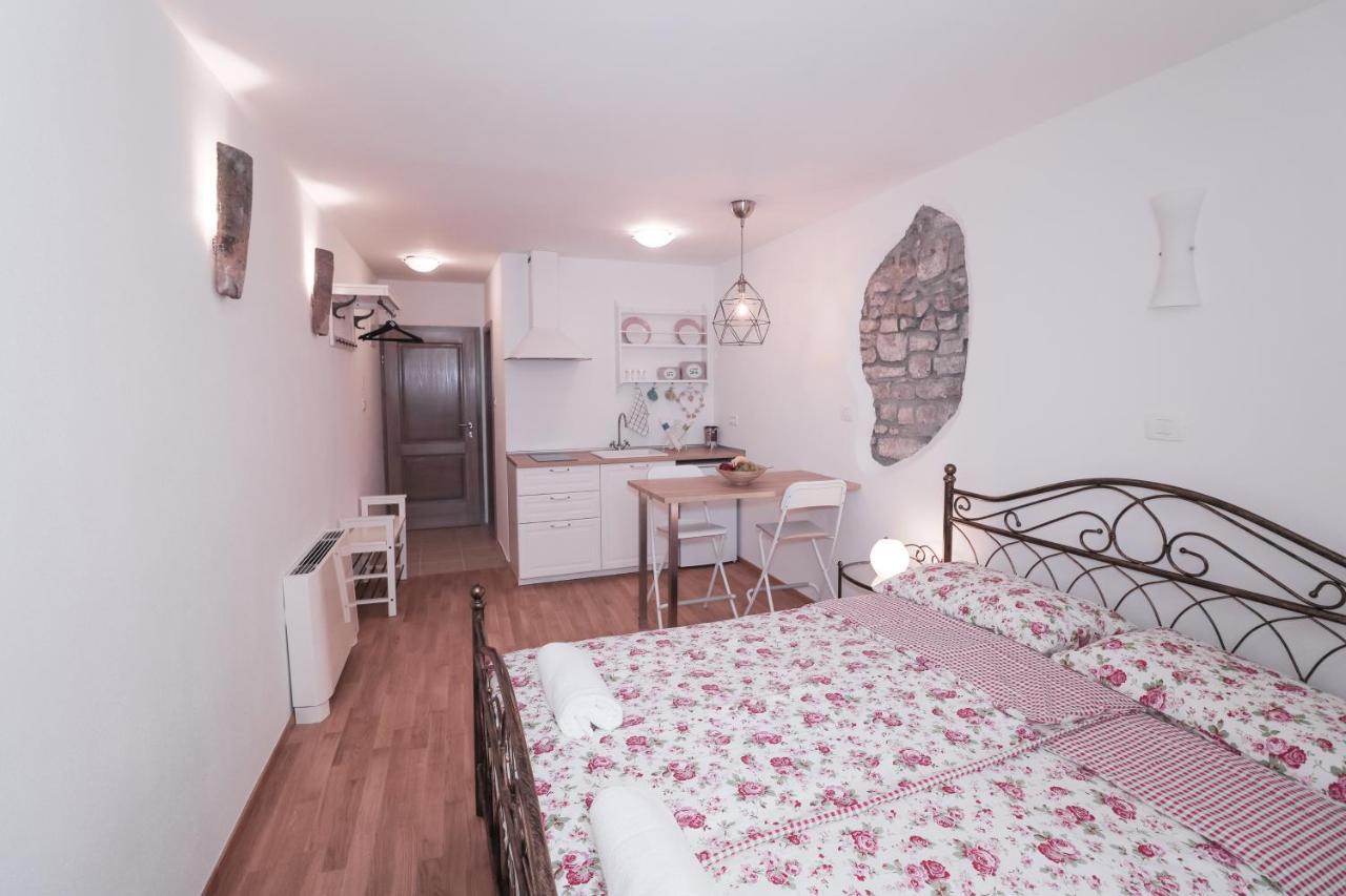 Apartments Pia ピラン エクステリア 写真