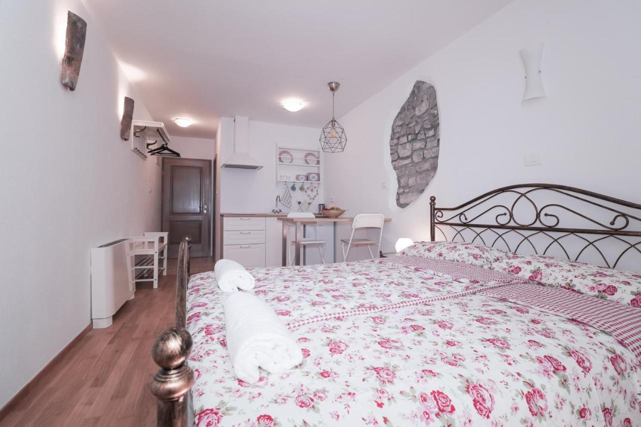 Apartments Pia ピラン エクステリア 写真
