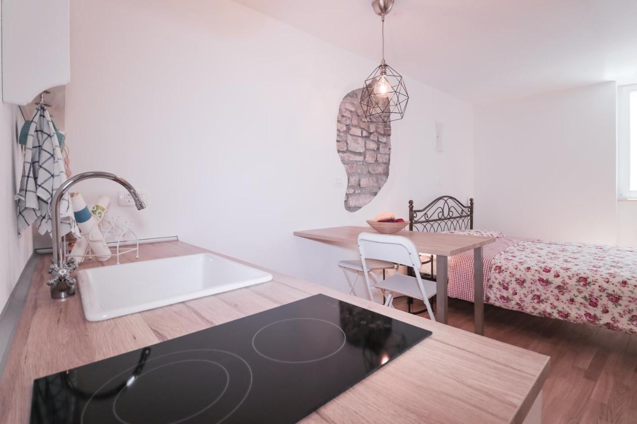Apartments Pia ピラン エクステリア 写真